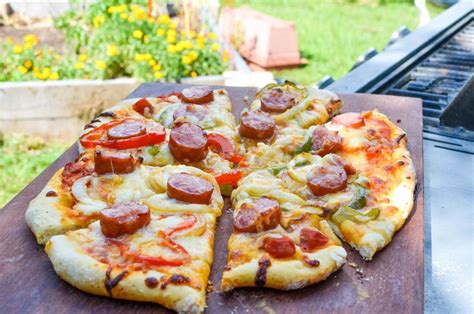 elsie was craving an extra large sausage pizza|bratwurst pizza recipe.